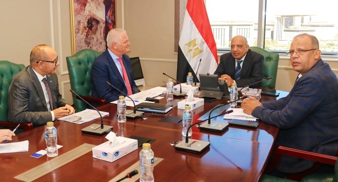 وزير الكهرباء يبحث مع تحالف “رينيرجى جروب بارتنرز” إقامة مشروع متكامل للطاقات المتجددة فى سيناء
