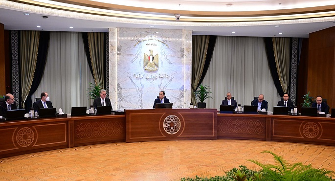 رئيس الوزراء يؤكد الاستمرار فى تطبيق ما تتبناه الدولة من إصلاحات اقتصادية توفيرا لمناخ جاذب للاستثمارات