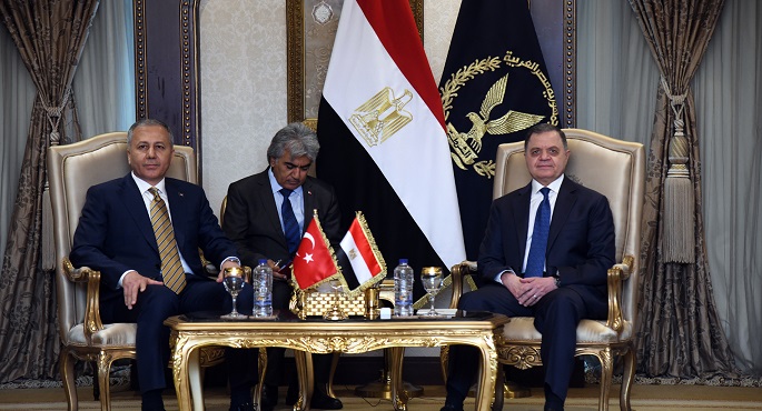وزير الداخلية يبحث التعاون الأمنى المشترك مع نظيره التركى