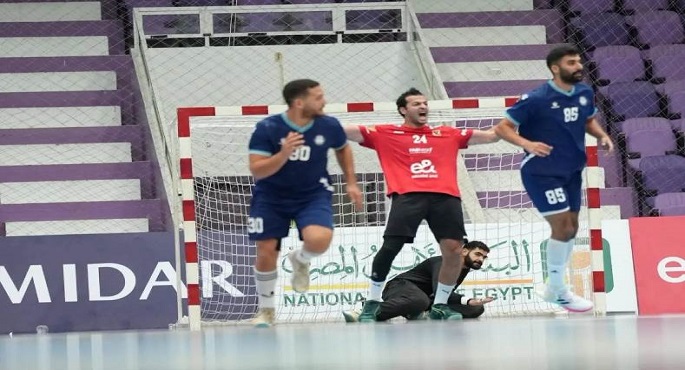 الأهلى يتوج بلقب السوبر المصرى لكرة اليد بفوزه على سموحة 26-22