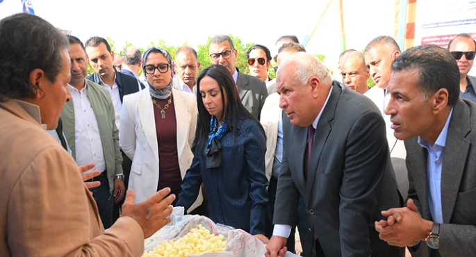 وزيرة التضامن الاجتماعى تتفقد العاصمة الإدارية الجديدة لمحافظة الوادى الجديد