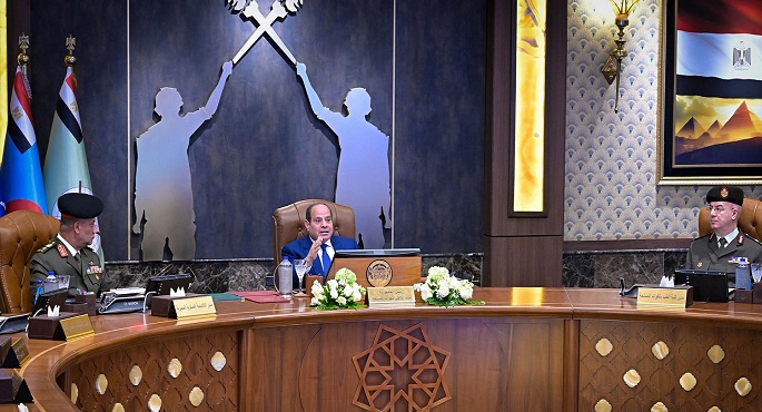 السيسى يشهد اختبارات كشف الهيئة للطلبة المُتقدمين للالتحاق بالأكاديمية العسكرية المصرية والكليات العسكرية