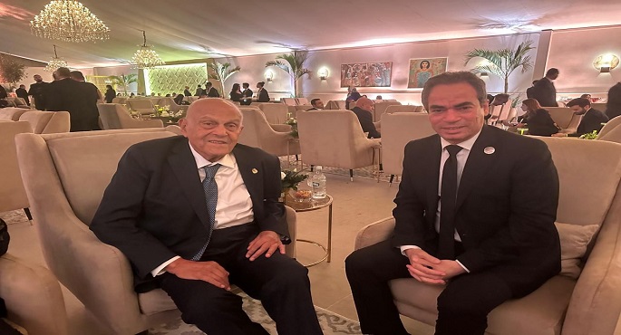 المسلمانى يلتقى الدكتور مجدي يعقوب فى المتحف المصرى الكبير ويبحث سرعة إنتاج قصة حياته