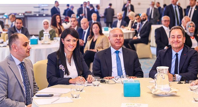 المشاط تُلقي الكلمة الافتتاحية بالفعالية رفيعة المستوى لبرنامج الصناعات الخضراء المستدامة