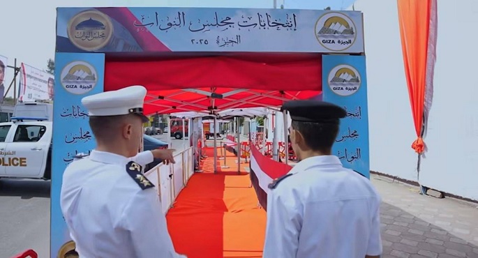 انتظام الخدمات الأمنية بمحيط اللجان الـ 27 دائرة الملغاة بانتخابات النواب