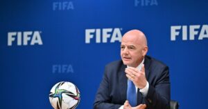 6 دولة عربية بينها مصر يواصلون دعم إنفانتينو رئيس الاتحاد الدولى لكرة القدم