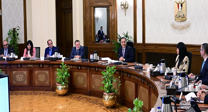 مدبولى يناقش التطورات الخاصة ببرنامج الإصلاح الاقتصادى فى اجتماع المجموعة الوزارية الاقتصادية