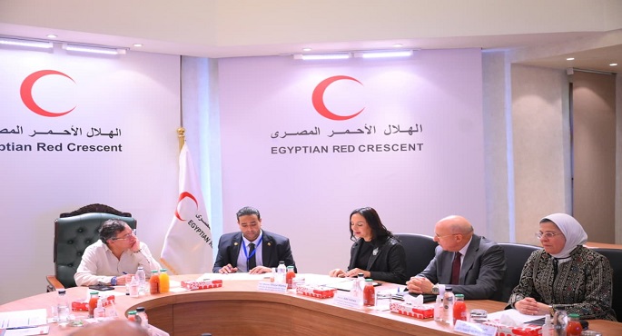 بالصور.. رئيس كولومبيا يشيد بالجهود المصرية فى تقديم المساعدات الإنسانية للفلسطينيين فى قطاع غزة