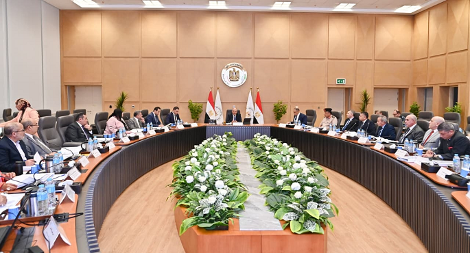 اللجنة العليا لتراخيص الشواطئ تعقد اجتماعا برئاسة الدكتور وزير الموارد المائية وبحضور ممثلى الوزارات والمحافظات والجهات المعنية