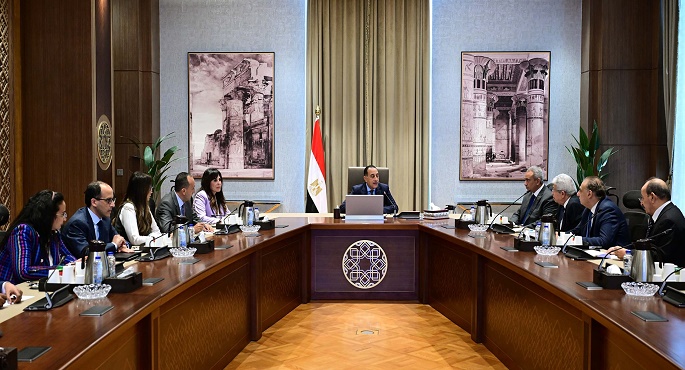 رئيس الوزراء: حريصون على التحاور مع اللجنة الاستشارية للشئون السياسية فى ظل تسارع الأحداث الإقليمية والعالمية