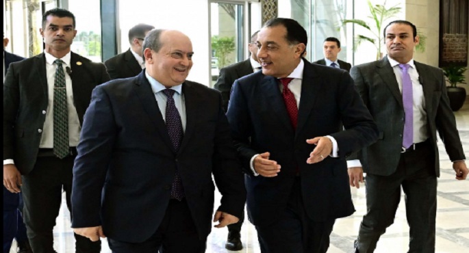 رئيس الوزراء والوزير الأول لجمهورية الجزائر يترأسان أعمال الدورة التاسعة للجنة العليا المصرية الجزائرية المشتركة