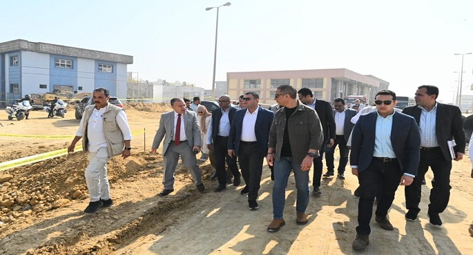 وزير الإسكان ومحافظ الفيوم يتفقدان مجمع محطات مياه الشرب بالعزب الجديدة ضمن المبادرة الرئاسية “حياة كريمة”
