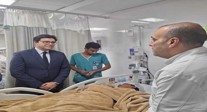 وزير الثقافة يزور طلاب أسوان المصابين فى حادث طريق إسنا