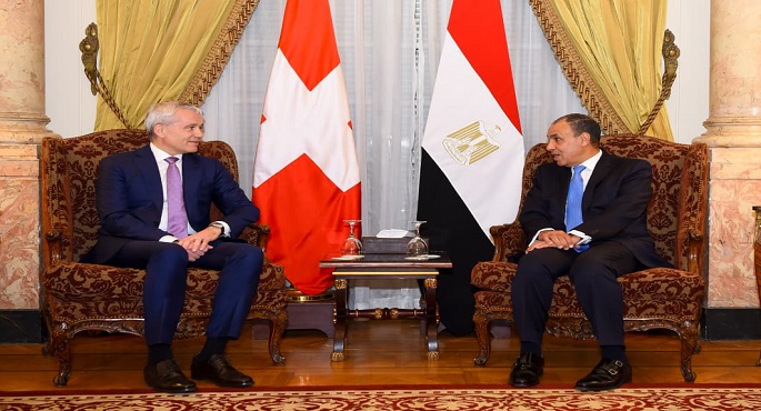 بالصور ..وزير الخارجية يعقد مشاورات مع وزير العدل والشرطة السويسرى