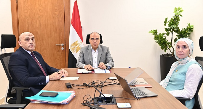 وزير الرى يؤكد أهمية تشجيع البحث العلمى لإيجاد حلول لمواجهة تحديات إدارة الموارد المائية