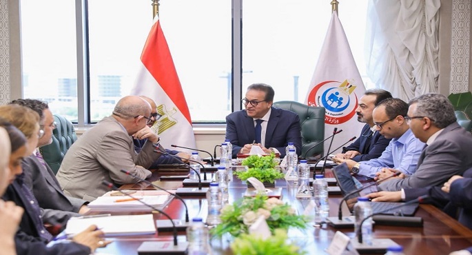 وزير الصحة يبحث مع ممثلى “الصحة العالمية” تعزيز الجهود لمواجهة الكوارث والطوارئ الصحية