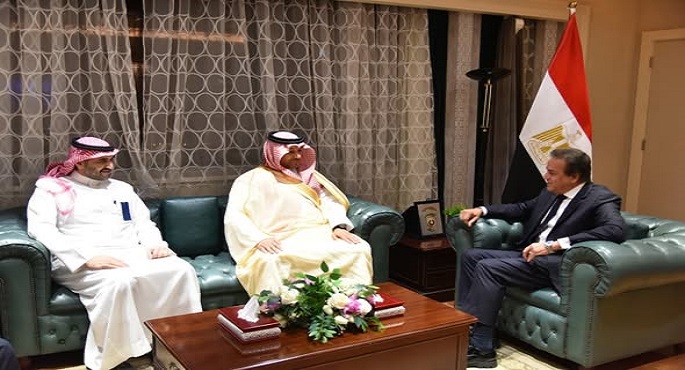 وزير الصحة يبحث مع مساعد الأمين العام لهيئة التخصصات الصحية السعودية تعزيز التعاون