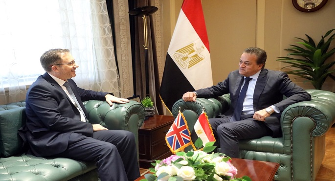 وزير الصحة يستقبل سفير المملكة المتحدة لبحث تعزيز التعاون الصحى المشترك