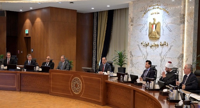مدبولى : تفعيل آليات التصدى للشائعات واتخاذ الإجراءات القانونية ضد من ينشر الأخبار الكاذبة