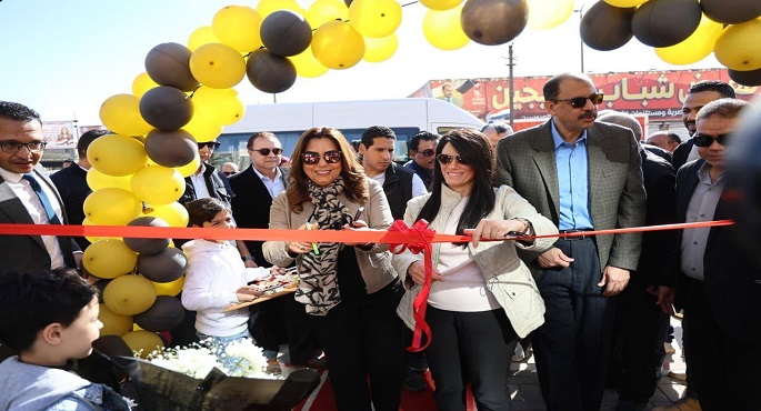 وزيرا التخطيط والتنمية المحلية ومحافظ سوهاج يتفقدون ممشى كورنيش النيل ويفتتحون حديقة مدينة ناصر العامة
