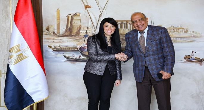 وزيرا التخطيط والتنمية الاقتصادية والتعاون الدولى والكهرباء والطاقة المتجددة فى بيان مشترك