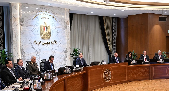 رئيس الوزراء : الحكومة تدعم نجاح مشروع المدارس اليابانية فى مصر