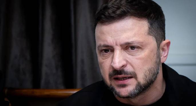 زيلينسكى من الإليزيه : السلام يجب أن يكون دائمًا وله ضمانات أمنية