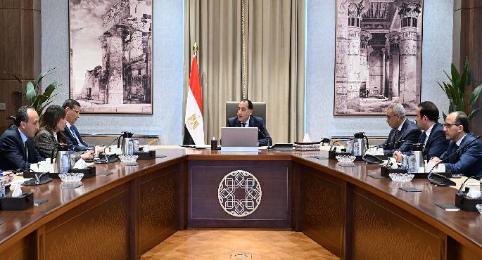 رئيس الوزراء يتابع جهود توافر السلع الغذائية والمنتجات الزراعية فى الأسواق