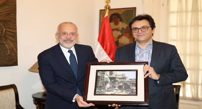 وزير الثقافة يلتقى سفير اليونان بالقاهرة لبحث تعزيز التعاون الثقافى