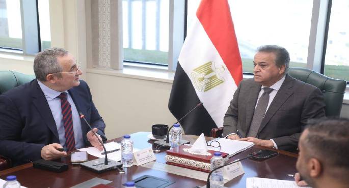 وزير الصحة يترأس اجتماع مجلس إدارة الهيئة العامة للمستشفيات التعليمية رقم (18)