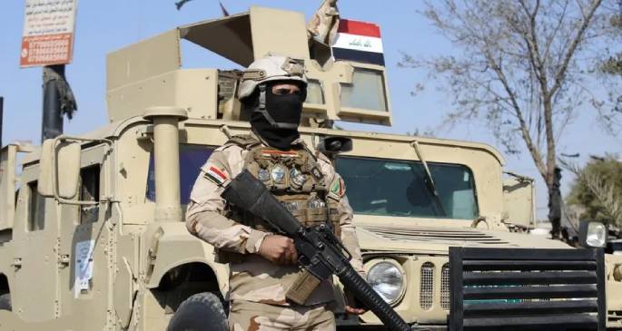 قوات عراقية تنفذ إنزالاً مشتركاً وتعتقل مطلوبين اثنين شرقي سوريا