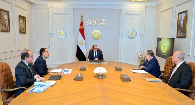 الرئيس السيسى يوجه بزيادة مستويات الاحتياطى من النقد الأجنبى وتلبية الاحتياجات التمويلية اللازمة لتعزيز جهود التنمية