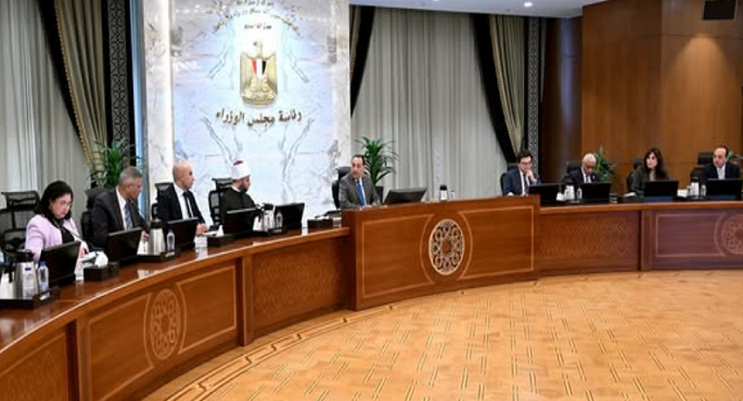 مدبولى : الحرص على متابعة ما يتم تقديمه من خدمات تسهم فى بناء الإنسان مع التركيز على المحافظات الحدودية