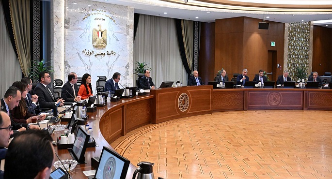 رئيس الوزراء يتابع جهود صياغة الرؤية المستقبلية للسياسات الاستثمارية المحفزة والتيسيرات فى مختلف القطاعات