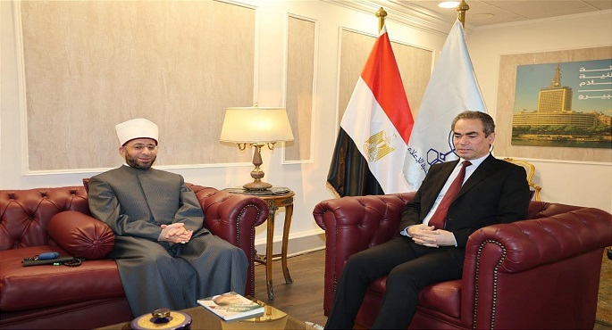 بالصور.. وزير الأوقاف بـضيافة صالون “ماسبيرو الثقافى” في حوار دينى وتنويرى بعنوان “الإسلام والعالم”