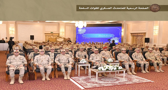 بالفيديو.. وزير الدفاع يلتقى مقاتلى قوات حرس الحدود ويكرم عددًا من المتميزين