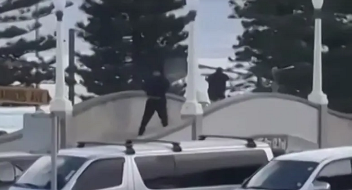 الشرطة الأسترالية : أب وابنه نفذا حادث إطلاق النار فى هجوم سيدنى