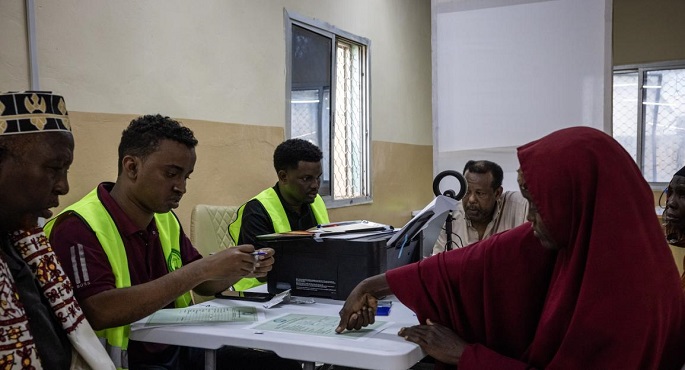 مقديشو تشهد انتخابات فى خطوة أولى نحو استعادة حق الاقتراع العام