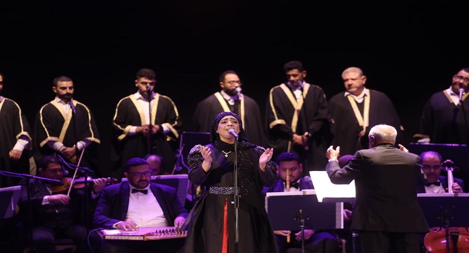 فرقة الإنشاد الدينى تضىء مسرح الجمهورية فى حفل كامل العدد