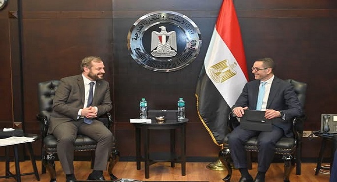 وزير الاستثمار: مصر ترحب بتعزيز الشراكات الاقتصادية مع أرمينيا