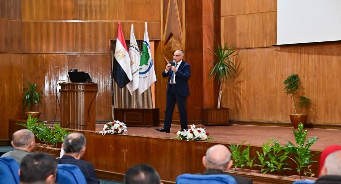 وزير الرى: ننتقل لأسلوب أكثر كفاءة يعتمد على التكنولوجيا الحديثة فى إدارة المياه