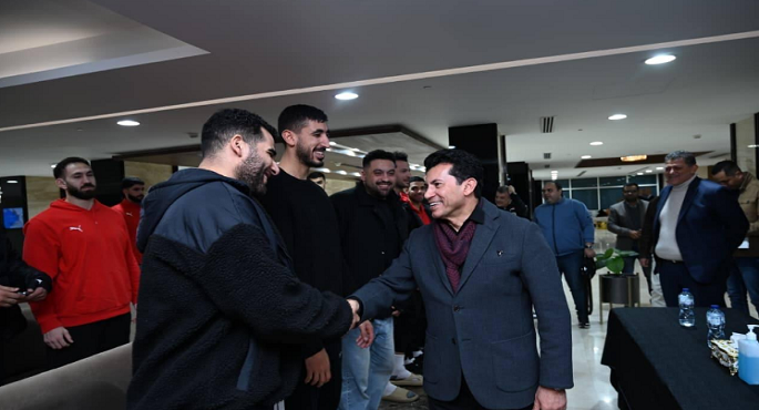 وزير الرياضة يلتقى منتخب مصر لكرة اليد قبل المشاركة فى بطولة إسبانيا الدولية