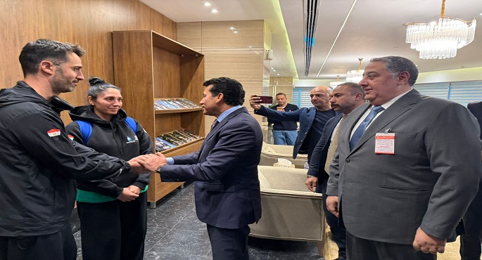وزير الرياضة يستقبل أبطال التايكوندو المصرى بعد الإنجاز التاريخى فى بطولة العالم بكينيا