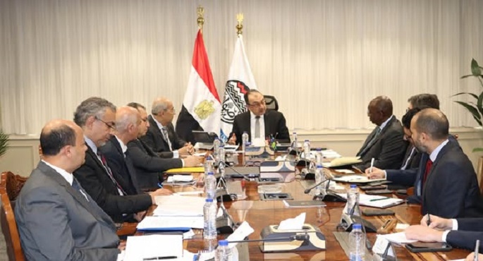 وزير قطاع الأعمال العام يستقبل وفدًا رفيع المستوى من مجموعة البنك الدولى