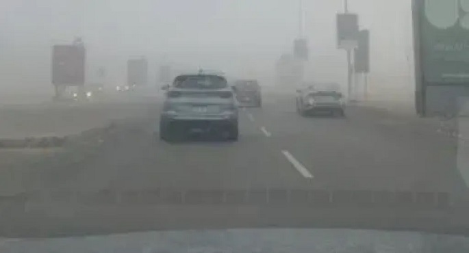 فتح الطريق الإقليمى بعد غلقه بسبب الشبورة المائية