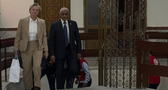 وفد بريطانى يتفقد معبر رفح البرى من الجانب المصرى