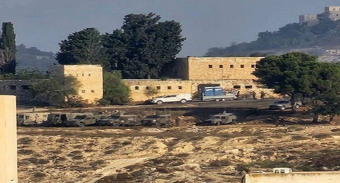 مستوطنون يقتحمون المسجد الأقصى بحماية شرطة الاحتلال الإسرائيلى