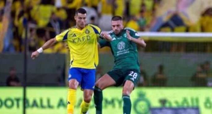 كلاسيكو نارى بين الأهلى والنصر فى الدورى السعودى