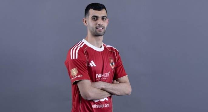 الأهلى يعلن تعاقده مع المغربى يوسف بلعمرى لمدة ٣ مواسم ونصف