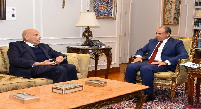 وزير الخارجية يلتقى د. مجدى يعقوب ويشيد بالدور الإنسانى والتنموى للمشروعات الصحية المصرية فى أفريقيا